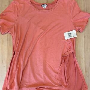 Eyeshadow Coral Short Sleeve Tee